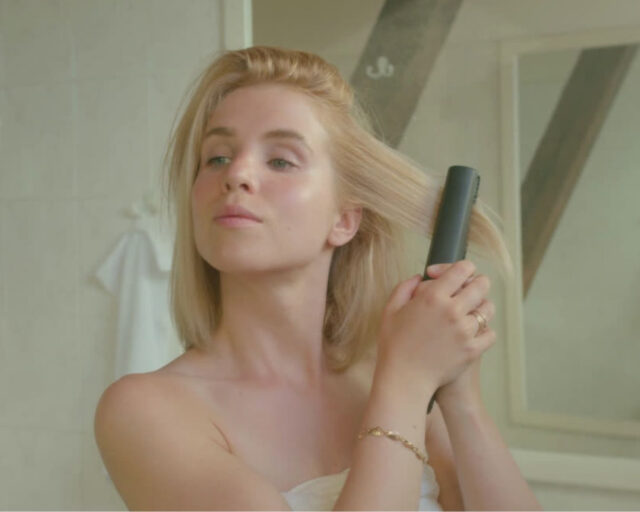 La piastra: come usarla correttamente per mantenere la salute dei capelli